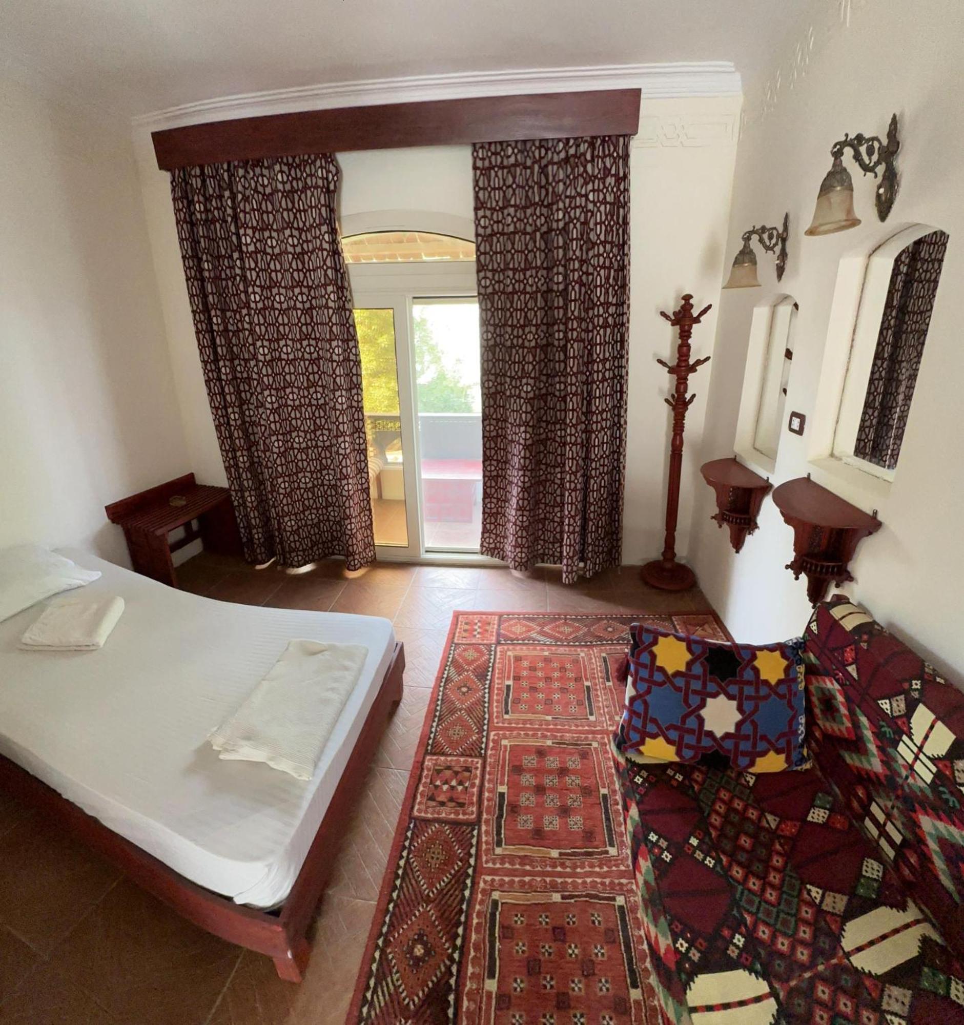 Ali Baba Hotel Дахаб Экстерьер фото